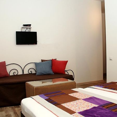 Hotel Delisi Tbilisi Esterno foto