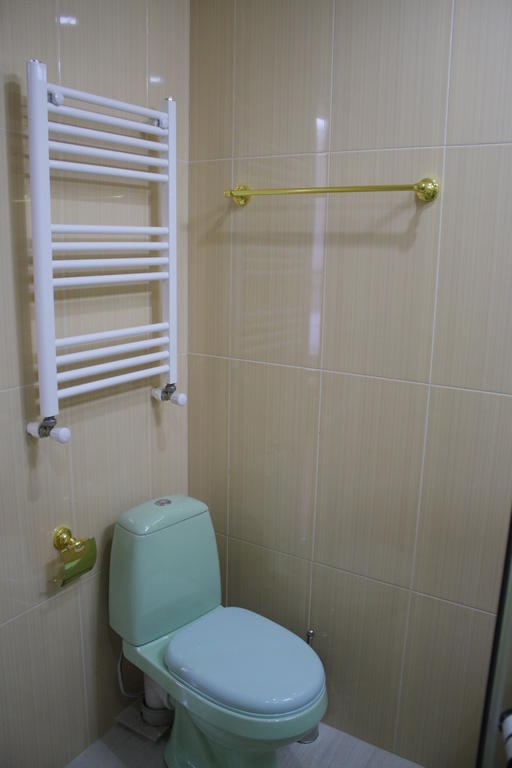 Hotel Delisi Tbilisi Esterno foto