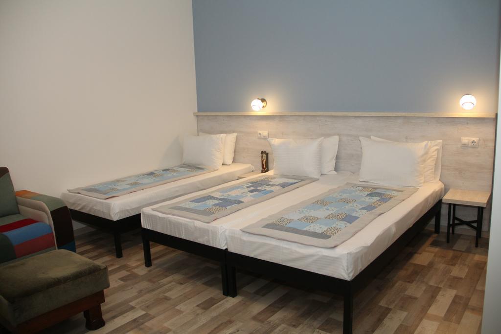 Hotel Delisi Tbilisi Esterno foto