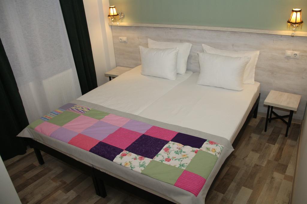 Hotel Delisi Tbilisi Esterno foto
